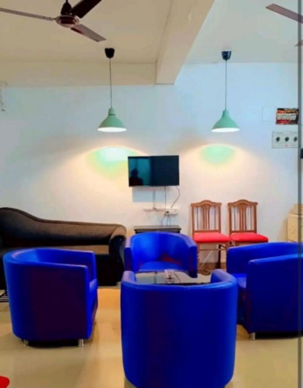 Вилла Curlies Blue House Анжуна Экстерьер фото